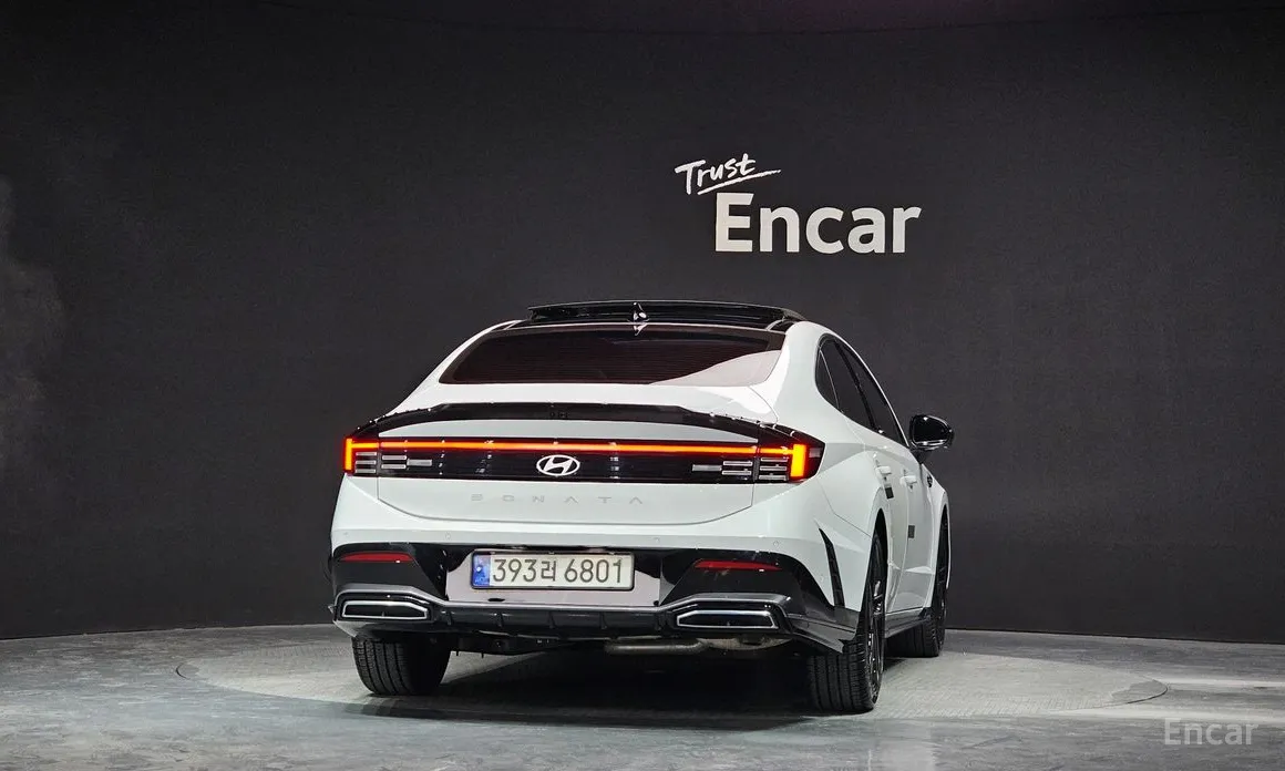 Фото 4 - Hyundai Sonata