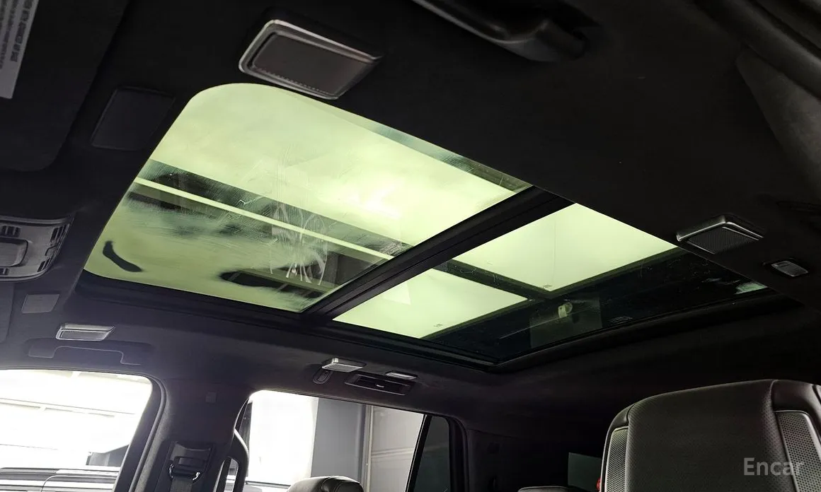 Фото 19 - Cadillac Escalade