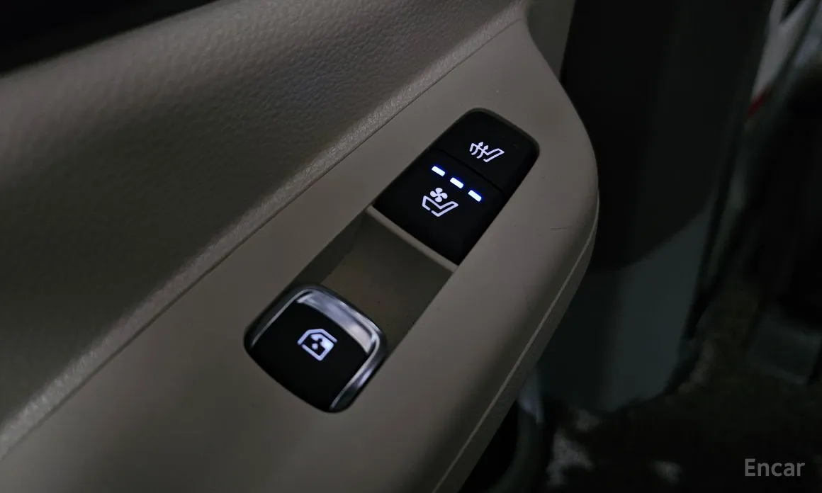 Фото 18 - Kia Carnival