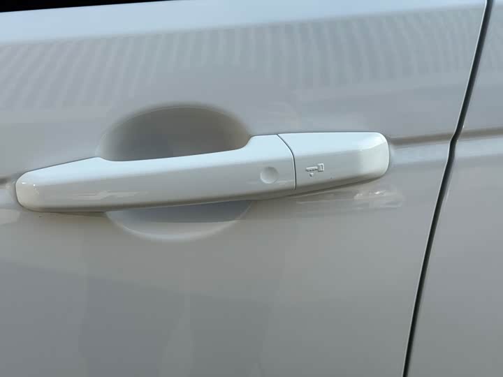 Фото 12 - Land Rover Discovery Sport