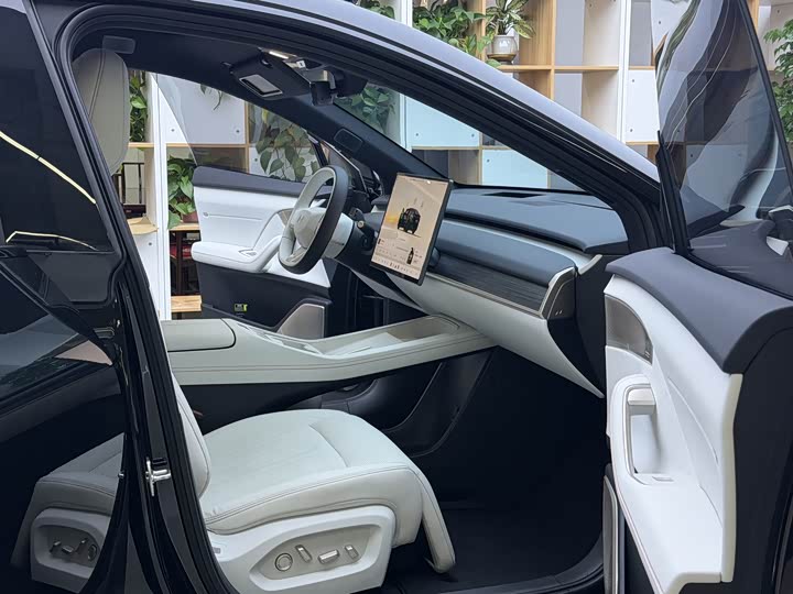 Фото 8 - Nio Onvo L60