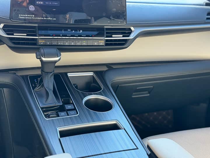 Фото 12 - Toyota Sienna