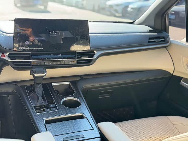 Фото 6 - Toyota Sienna