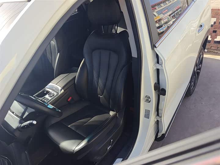 Фото 15 - Jetour X90