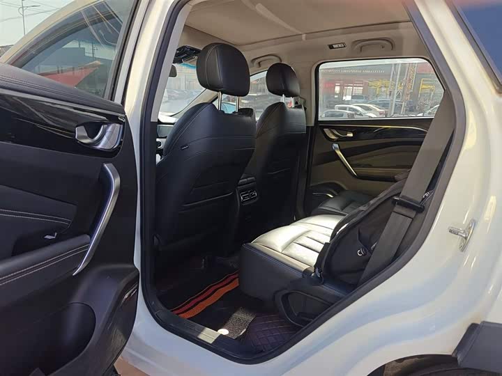 Фото 17 - Jetour X90