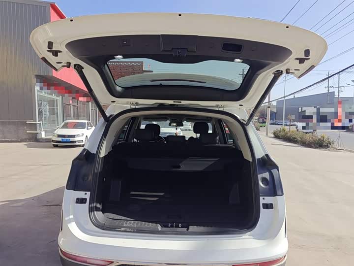 Фото 19 - Jetour X90