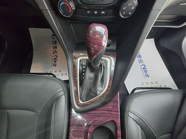 Фото 14 - Buick Excelle GT