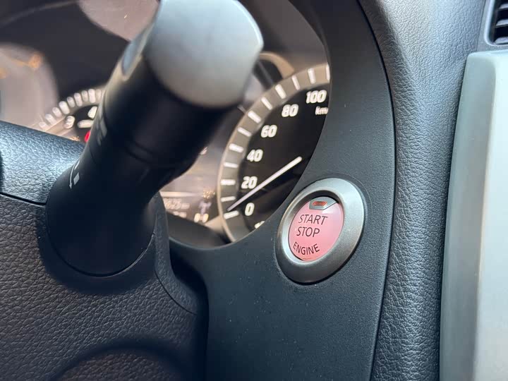 Фото 10 - Nissan Terra