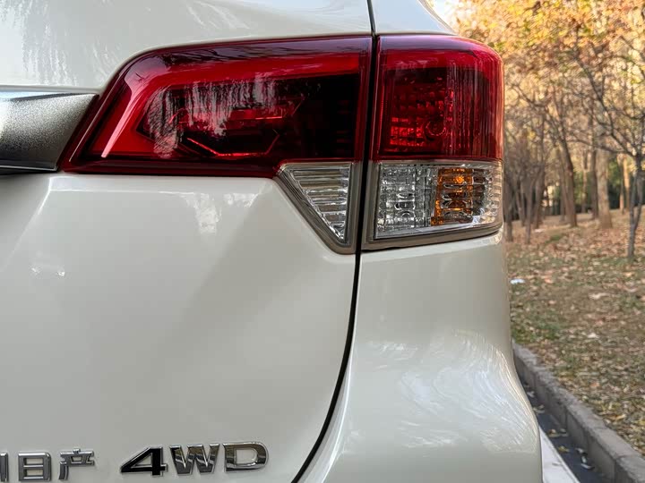 Фото 13 - Nissan Terra