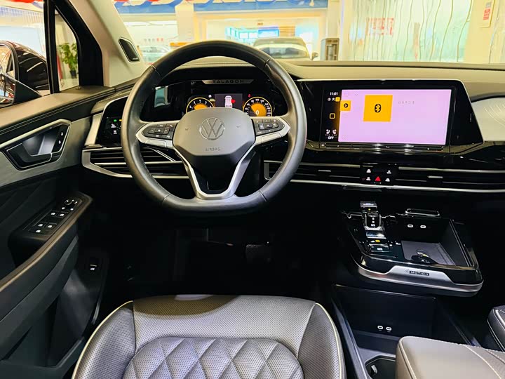 Фото 12 - Volkswagen Talagon