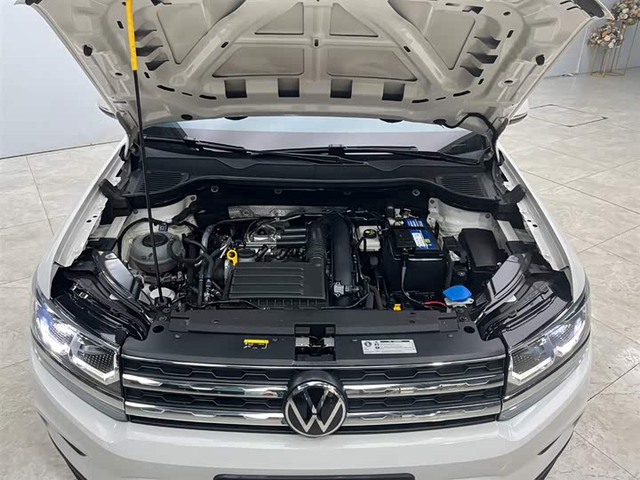 Фото 20 - Volkswagen Tharu