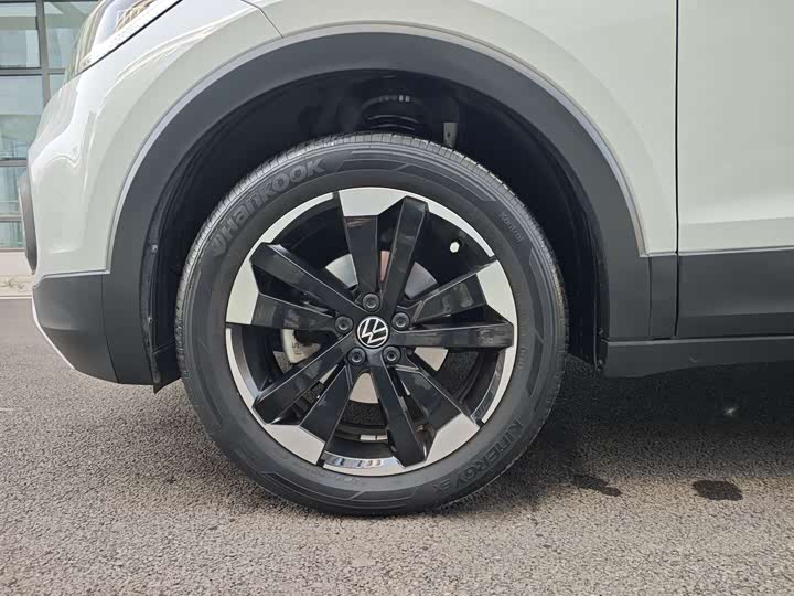 Фото 18 - Volkswagen Tacqua