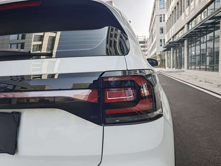 Фото 20 - Volkswagen Tacqua