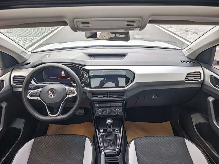 Фото 9 - Volkswagen Tacqua