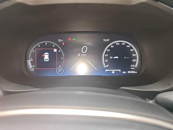 Фото 12 - Toyota RAV4