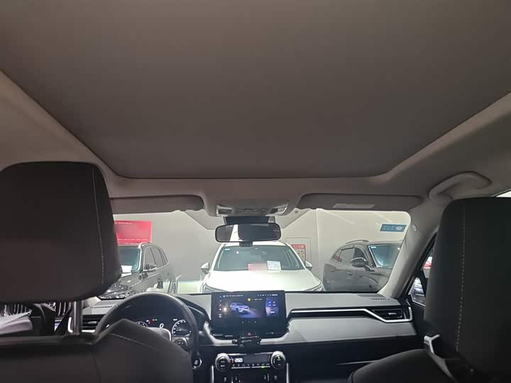 Фото 17 - Toyota RAV4