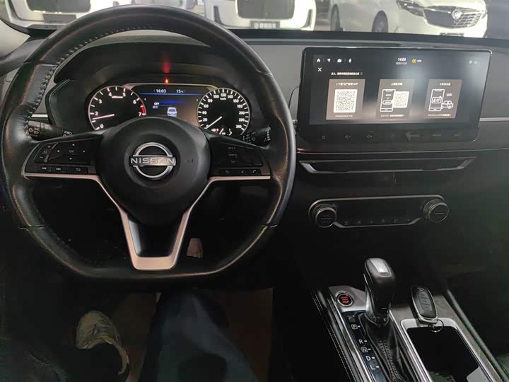 Фото 10 - Nissan Teana