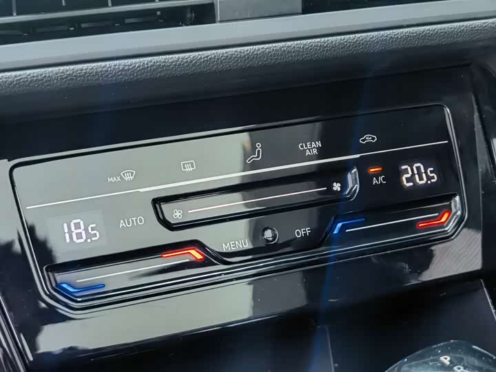 Фото 17 - Volkswagen Tayron