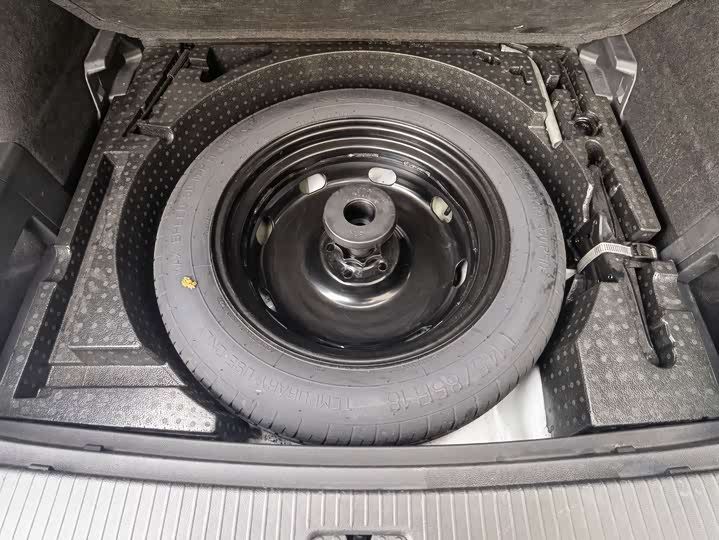 Фото 28 - Volkswagen Tayron