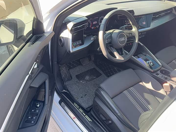 Фото 13 - Audi A3