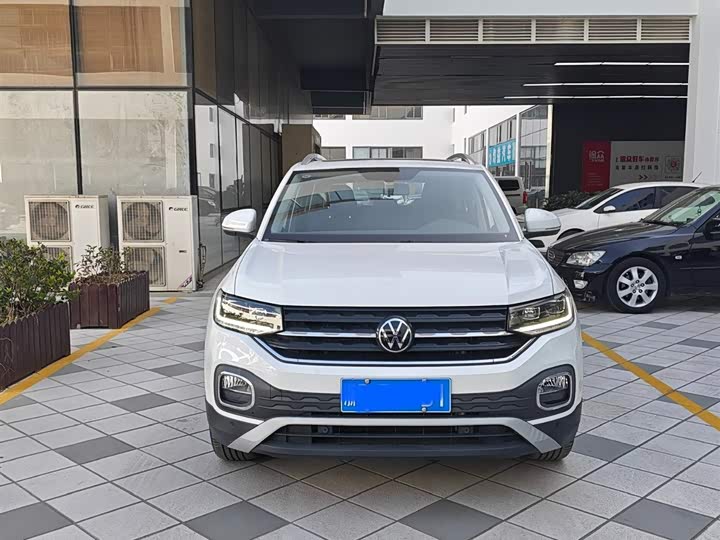 Фото 2 - Volkswagen Tacqua