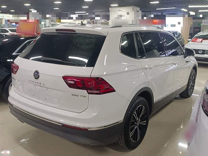 Фото 7 - Volkswagen Tiguan L Pro