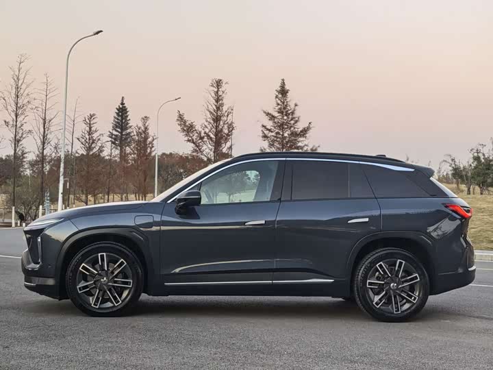 Фото 16 - Nio ES6