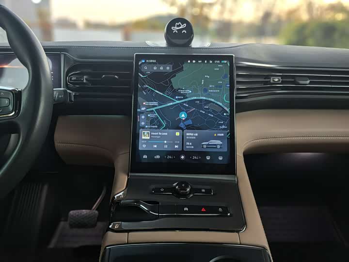 Фото 9 - Nio ES6