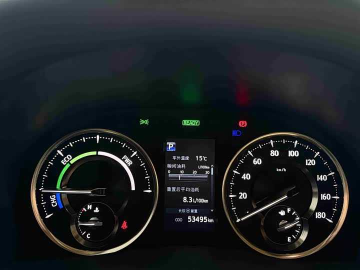 Фото 9 - Toyota Vellfire