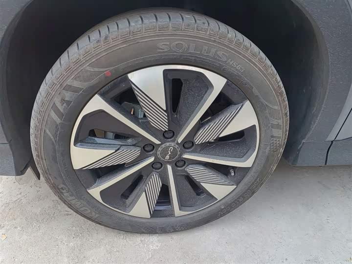 Фото 23 - BYD Song Plus Hybrid/EV