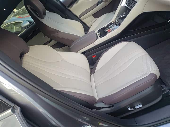 Фото 25 - BYD Song Plus Hybrid/EV