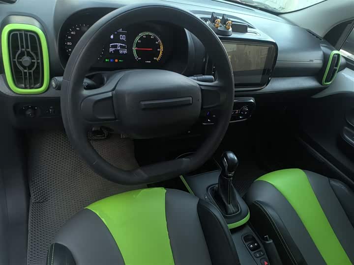 Фото 10 - Roewe Clever