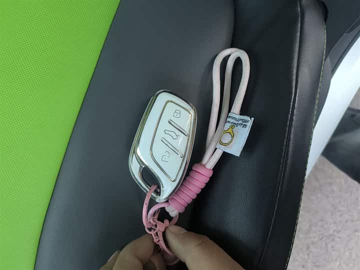 Фото 9 - Roewe Clever