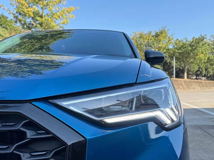 Фото 9 - Audi Q3 Sportback