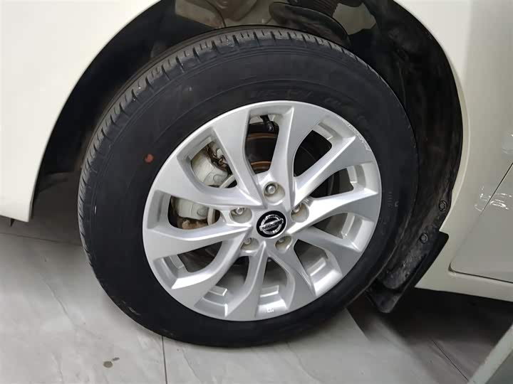 Фото 23 - Nissan Sylphy