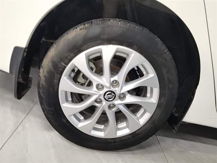 Фото 26 - Nissan Sylphy