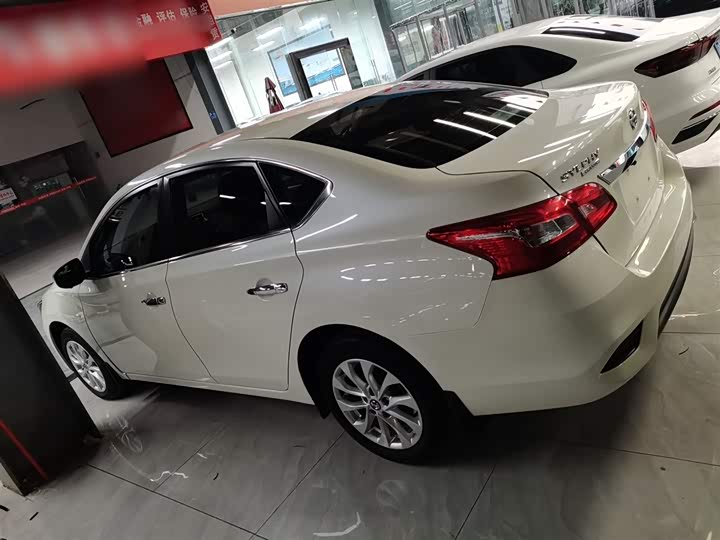 Фото 5 - Nissan Sylphy