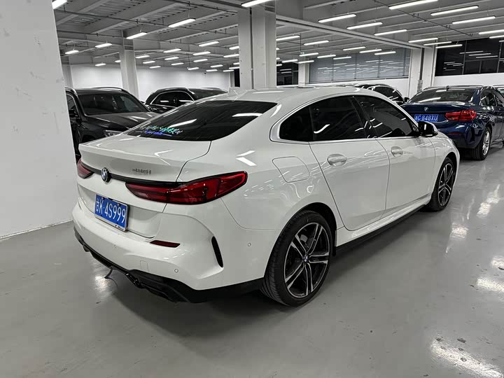 Фото 9 - BMW 2 Series