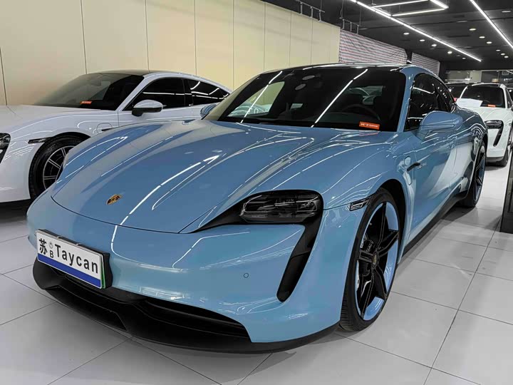 Фото 1 - Porsche Taycan