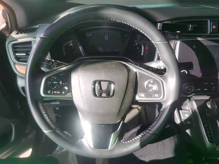 Фото 10 - Honda CR-V