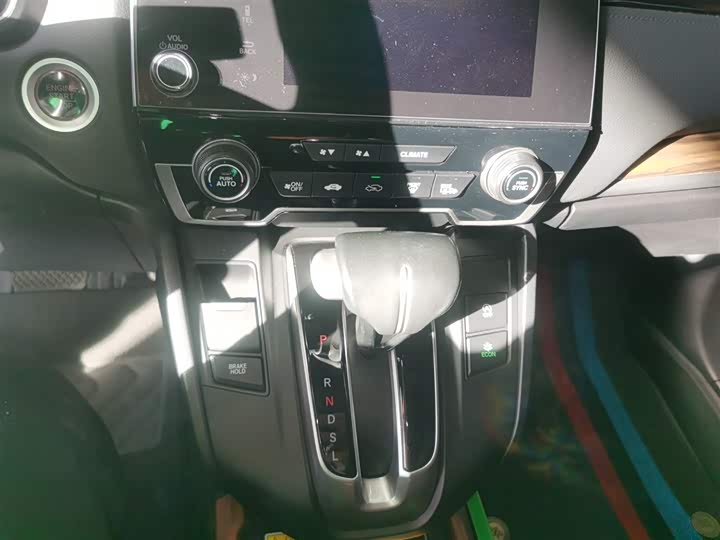 Фото 13 - Honda CR-V