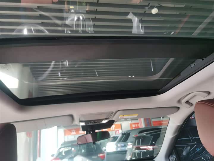 Фото 17 - Honda CR-V