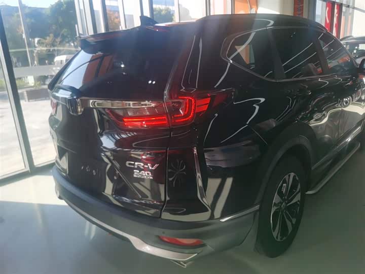 Фото 6 - Honda CR-V