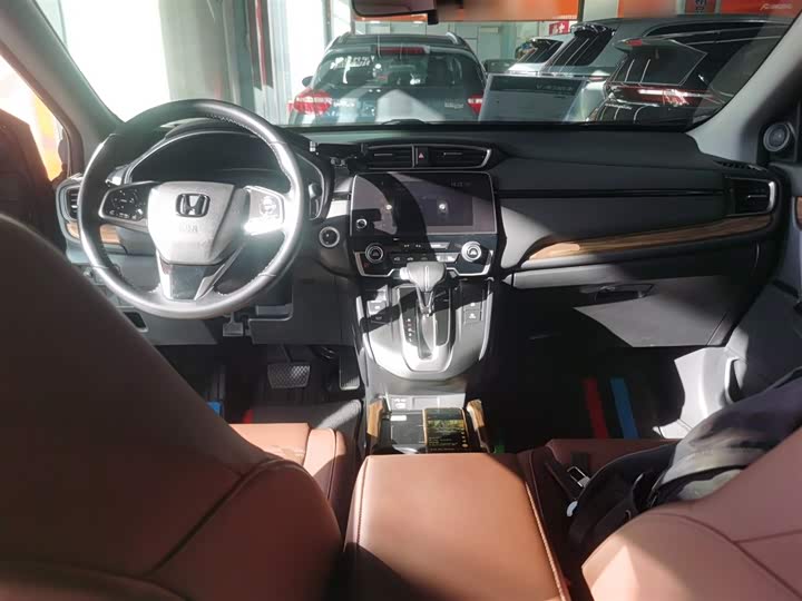 Фото 9 - Honda CR-V