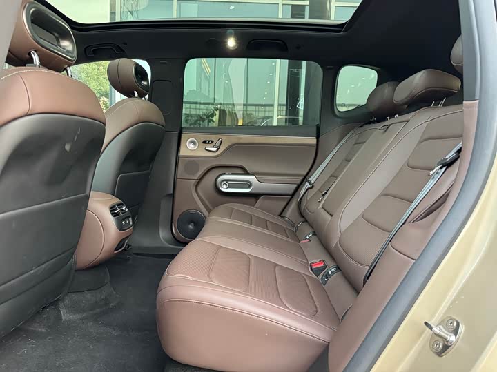 Фото 10 - Smart #5