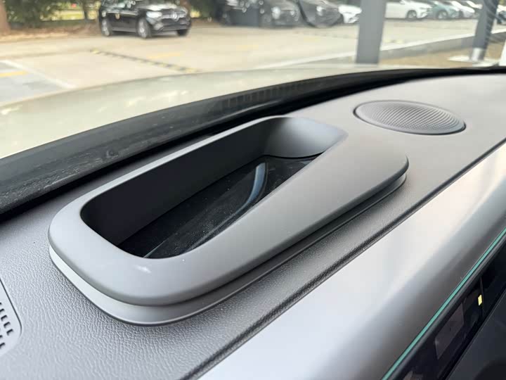 Фото 9 - Smart #5