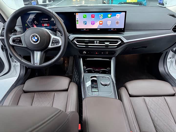 Фото 10 - BMW 3 Series