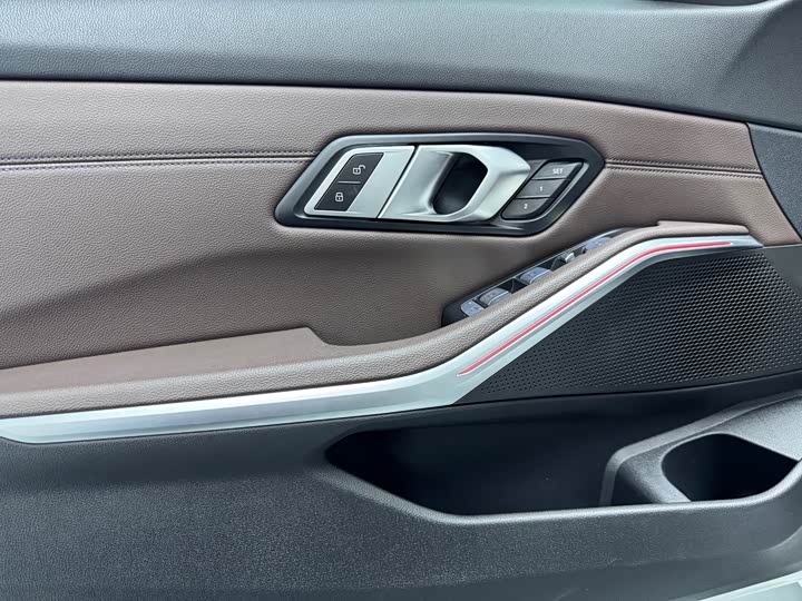 Фото 5 - BMW 3 Series