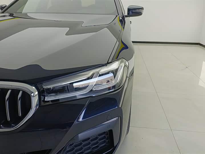 Фото 5 - BMW 5 Series