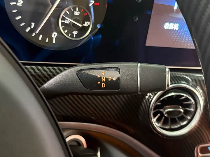 Фото 7 - Mercedes-Benz Vito